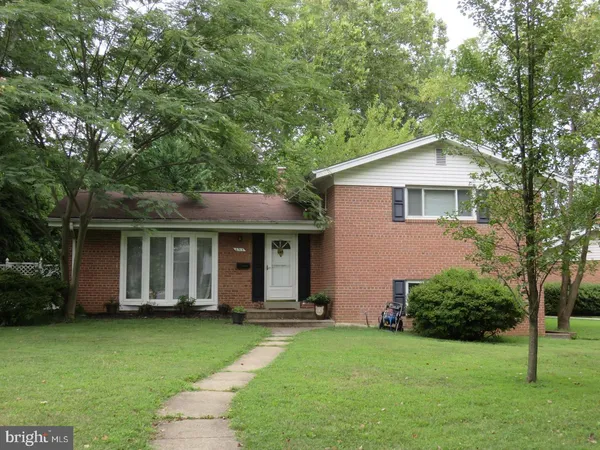 $3,300 | 6315 Carnegie Drive, Bethesda, MD 20817