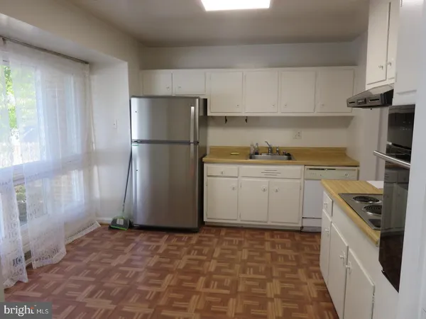 $3,300 | 6315 Carnegie Drive, Bethesda, MD 20817