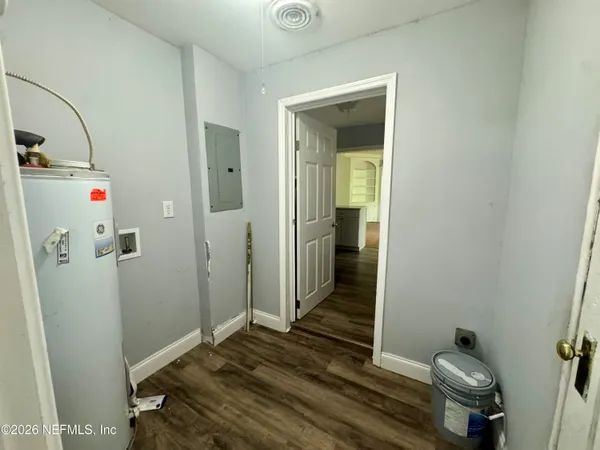 $2,600 | 2750 Downing Street, Jacksonville, FL 32205