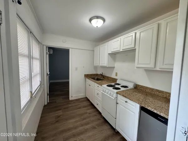 $2,600 | 2750 Downing Street, Jacksonville, FL 32205