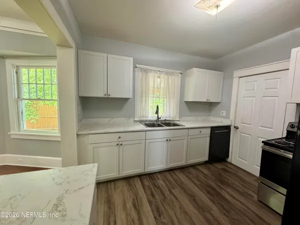 $2,600 | 2750 Downing Street, Jacksonville, FL 32205