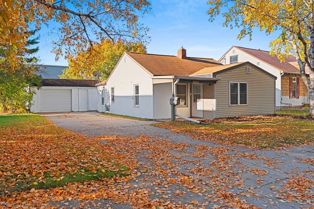 $179,900 | 1338 Berner Street, Green Bay, WI 54302