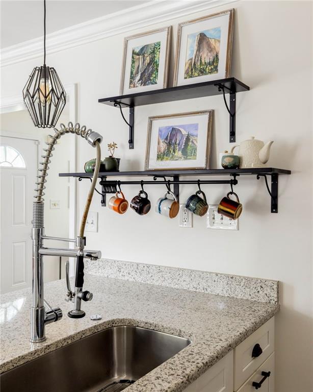 1896 Hooper Street Decatur, GA 30032 - Photo 12 of 46 Gallery Image 12
