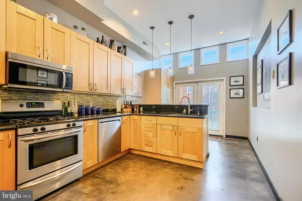 $2,595 | 542 East Clement Street, Baltimore, MD 21230