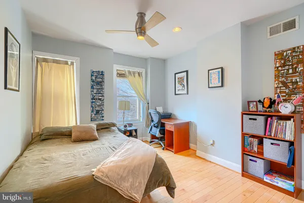 $2,595 | 542 East Clement Street, Baltimore, MD 21230