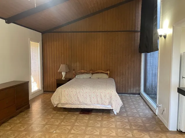 $1,050 | 126 Conference Drive, Unit 216, Bastrop, TX 78602