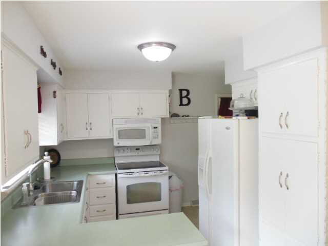 8999 South Vann Road Newburgh, IN 47630 - Photo 2 of 23