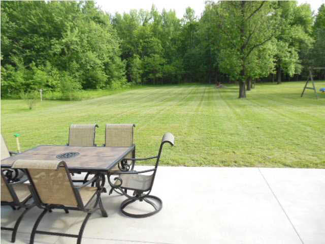 8999 South Vann Road Newburgh, IN 47630 - Photo 14 of 23