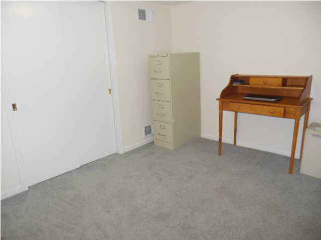 8999 South Vann Road Newburgh, IN 47630 - Photo 20 of 23