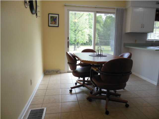 8999 South Vann Road Newburgh, IN 47630 - Photo 9 of 23