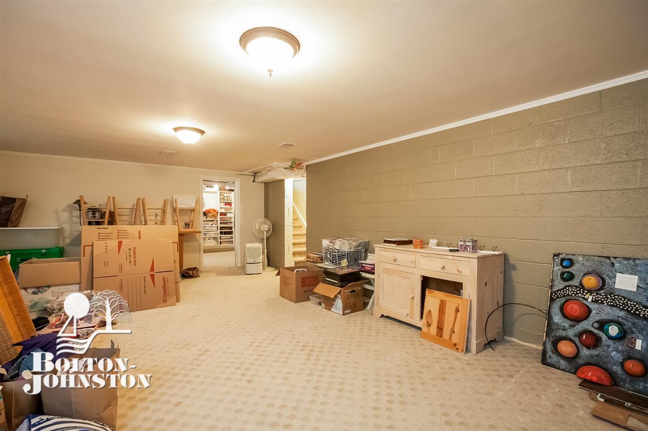 120 Stephens Road Grosse Pointe, MI 48236 - Photo 44 of 57 31294817-43.JPG