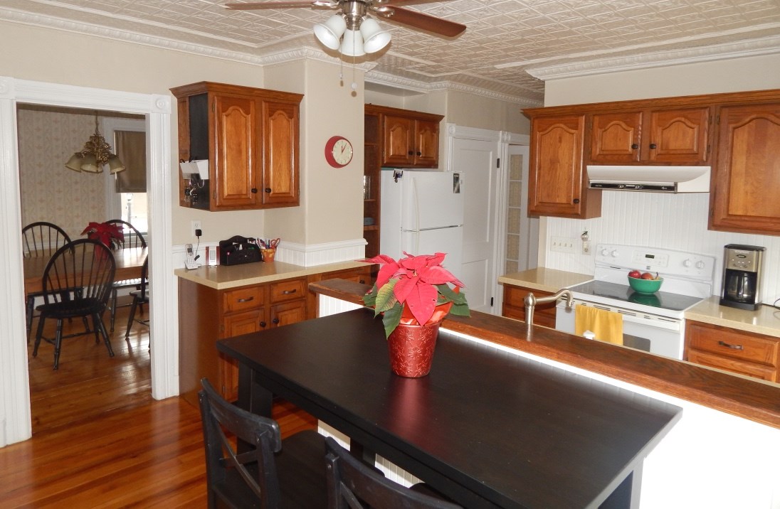 356 Old River Road Lincoln, RI 02838 - Photo 14 of 25 Gallery Image 14