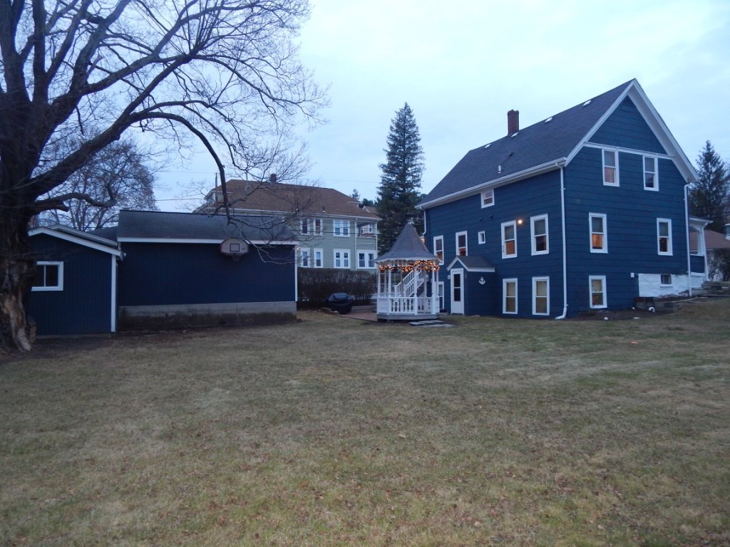 356 Old River Road Lincoln, RI 02838 - Photo 4 of 25 Gallery Image 4