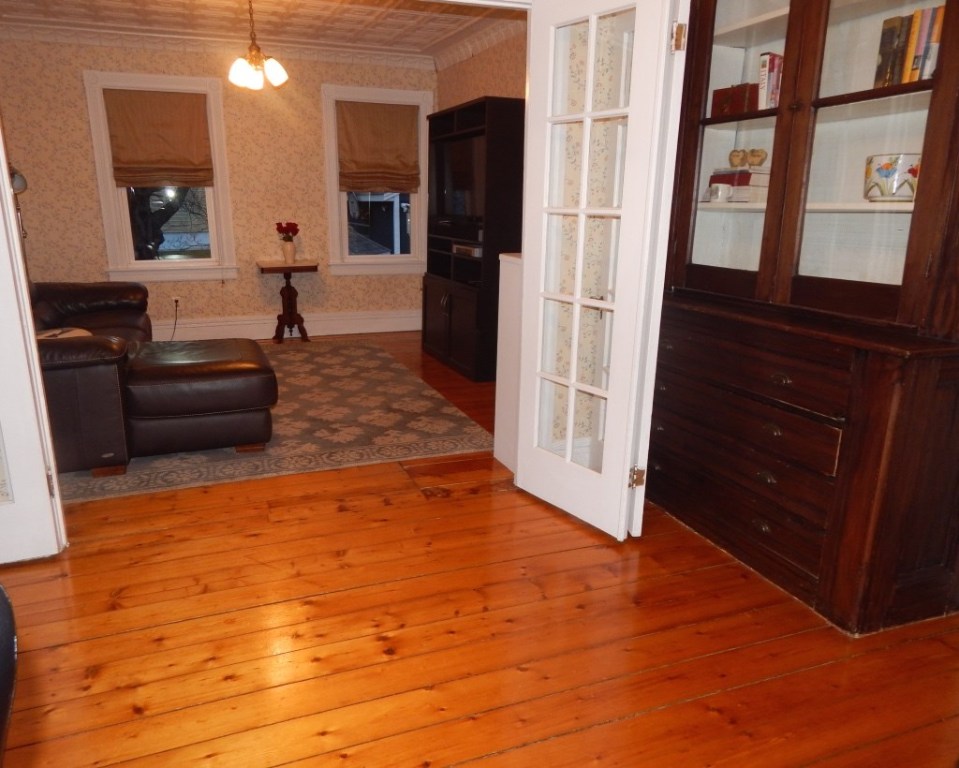 356 Old River Road Lincoln, RI 02838 - Photo 8 of 25 Gallery Image 8