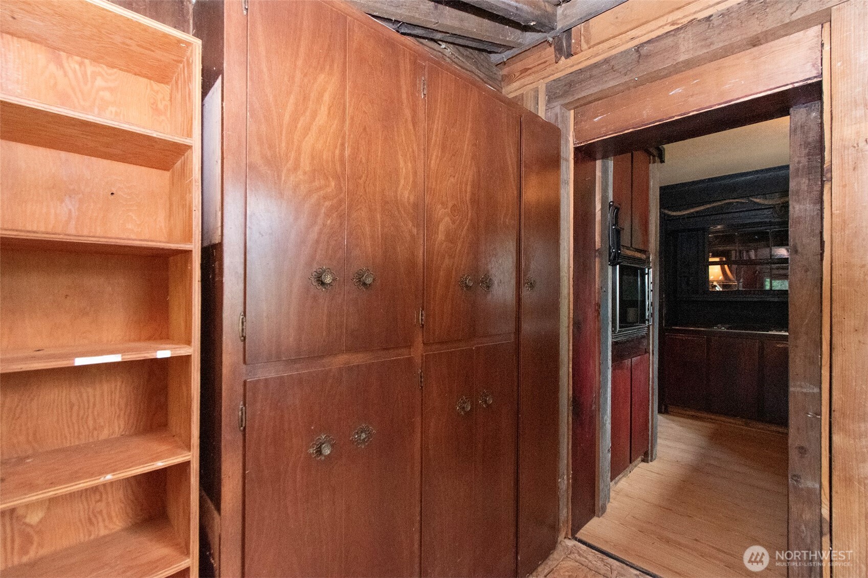 3951 South Tyler Road Port Angeles, WA 98363 - Photo 12 of 40