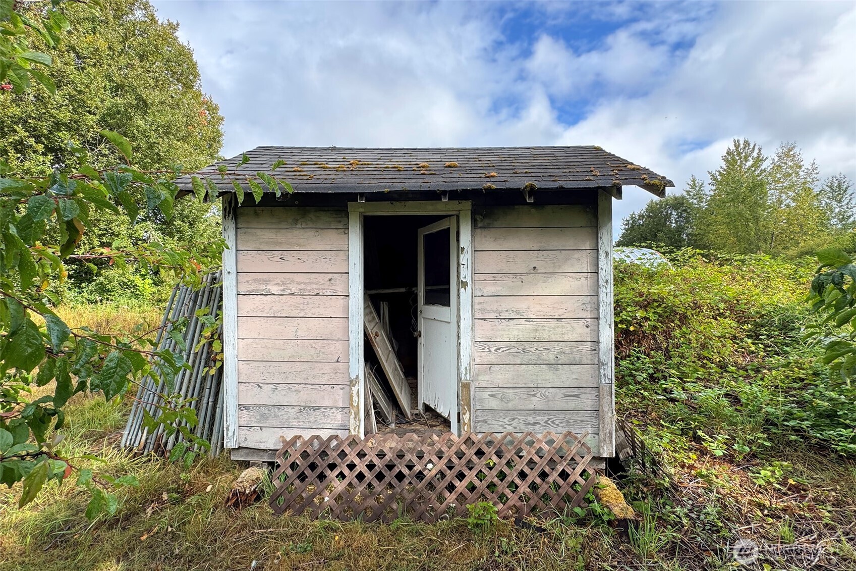 3951 South Tyler Road Port Angeles, WA 98363 - Photo 36 of 40