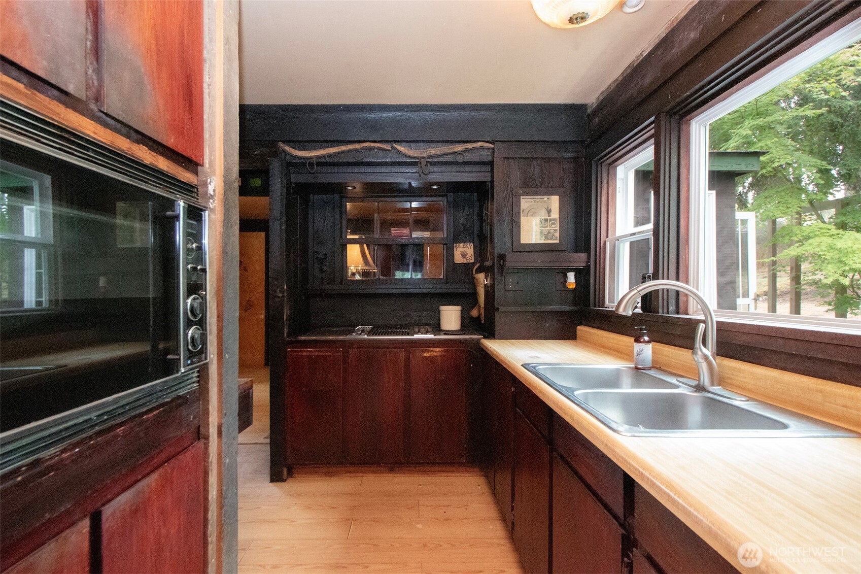 3951 South Tyler Road Port Angeles, WA 98363 - Photo 10 of 40