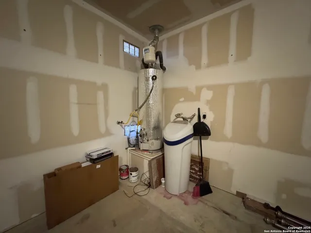 $1,850 | 6718 Indian, San Antonio, TX 78253