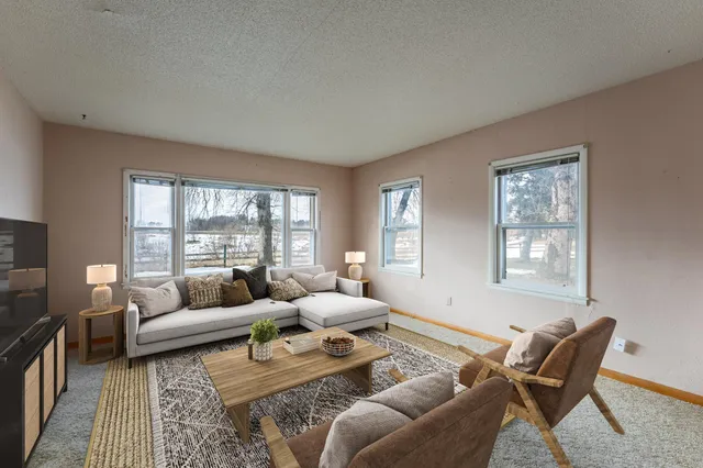 $475,000 | 17140 County 31 Boulevard, Welch, MN 55089