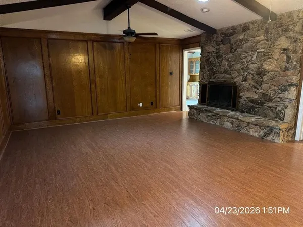 $355,900 | 103 Red Bud Court, Oak Leaf, TX 75154