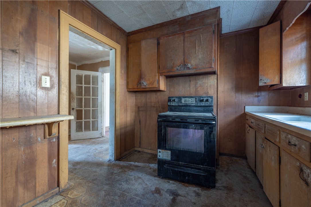 106 Frances Street Anderson, SC 29621 - Photo 12 of 15 This kitchen presents an opportunity for a creative transformation.