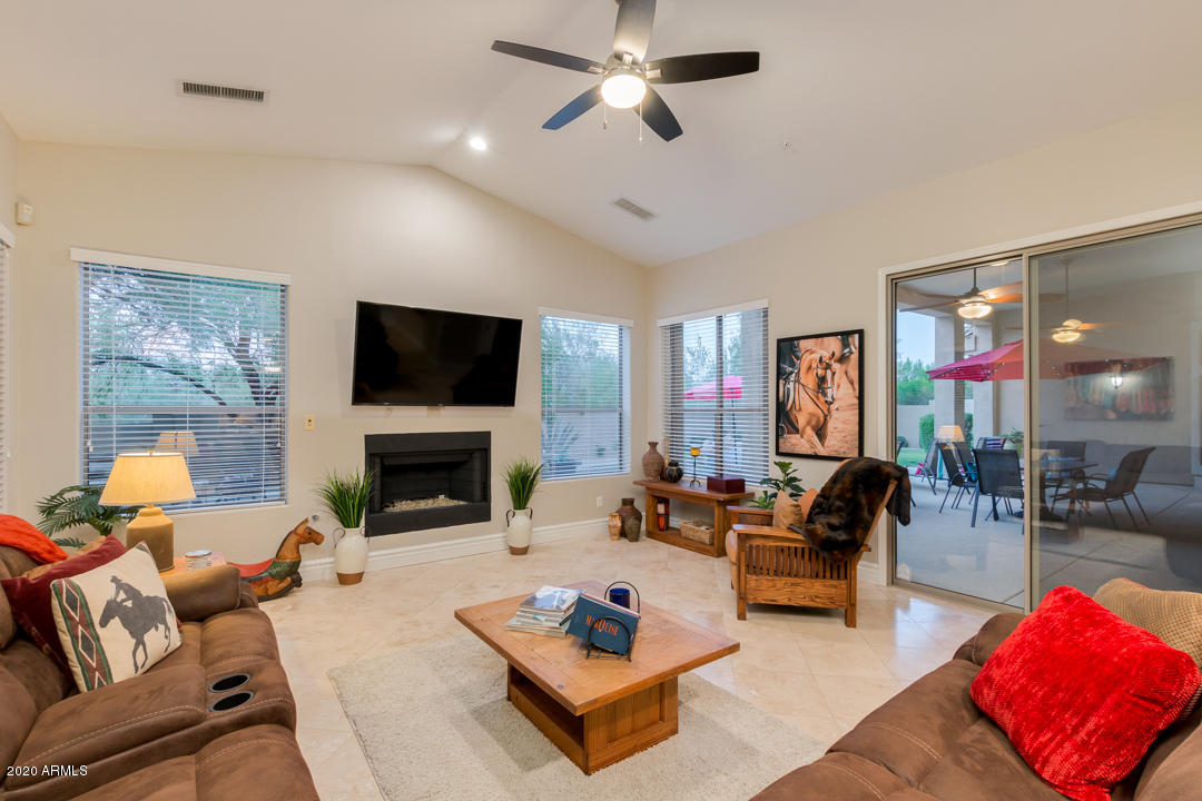 7330 East Red Bird Road Scottsdale, AZ 85266 - Photo 15 of 56 18-Red Bird