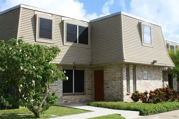 $904 | 2835 Rockwell Drive, Brownsville, TX 78521