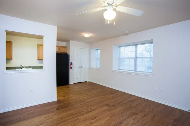 $904 | 2835 Rockwell Drive, Brownsville, TX 78521