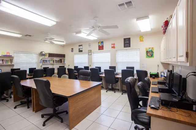 $904 | 2835 Rockwell Drive, Brownsville, TX 78521