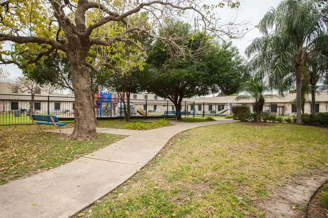 $904 | 2835 Rockwell Drive, Brownsville, TX 78521