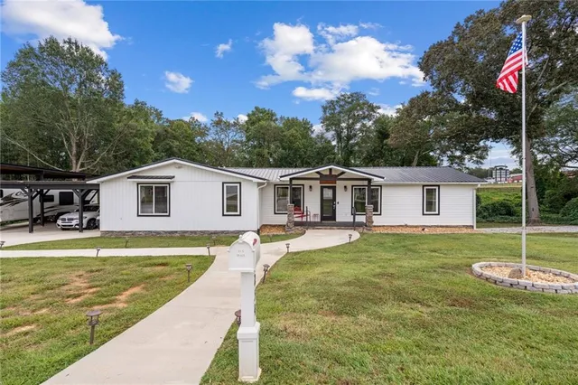 $435,000 | 254 Eason Street, Bowdon, GA 30108
