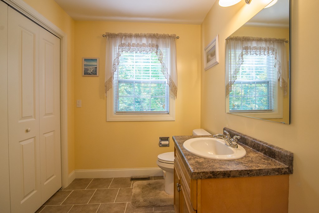17 Bootland Farm Road Newton, NH 03858 - Photo 6 of 29 Gallery Image 6