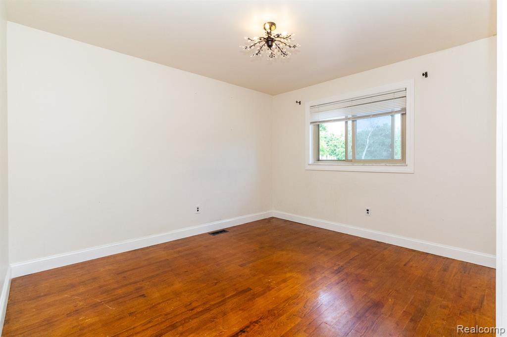 34636 Garfield Road Fraser, MI 48026 - Photo 13 of 34