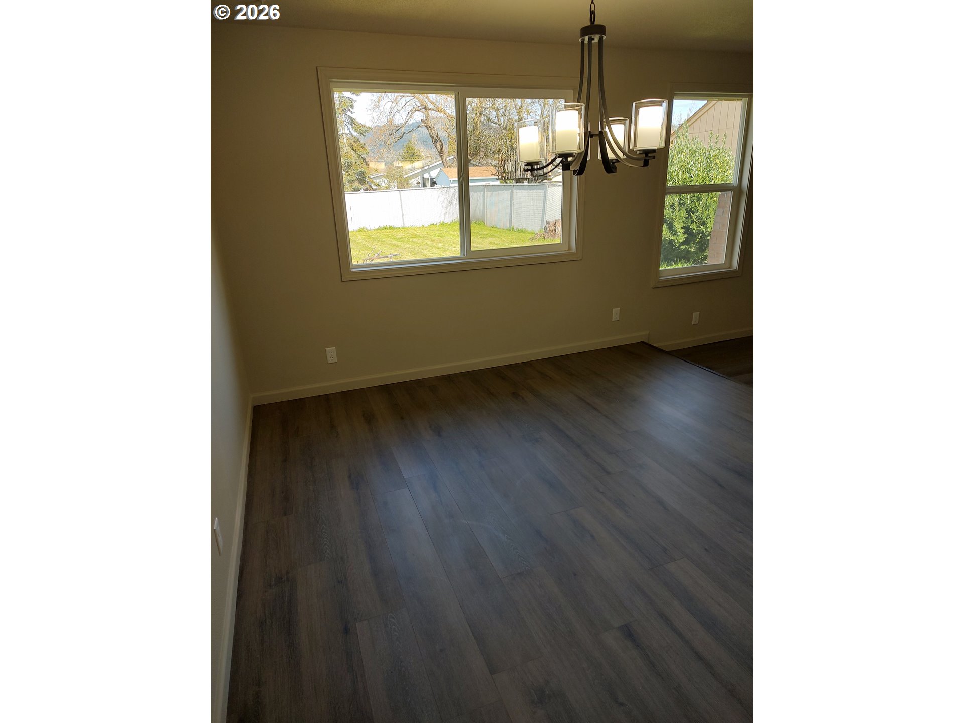 778 V Street Springfield, OR 97477 - Photo 3 of 18