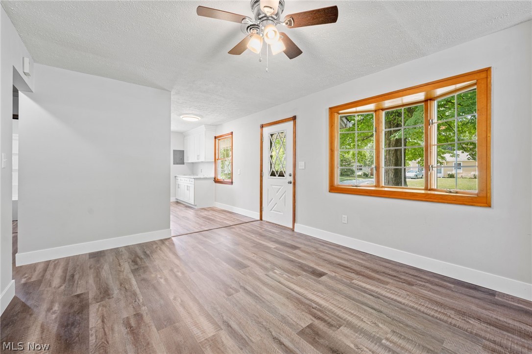 4915 Forest Road Mentor, OH 44060 - Photo 13 of 28
