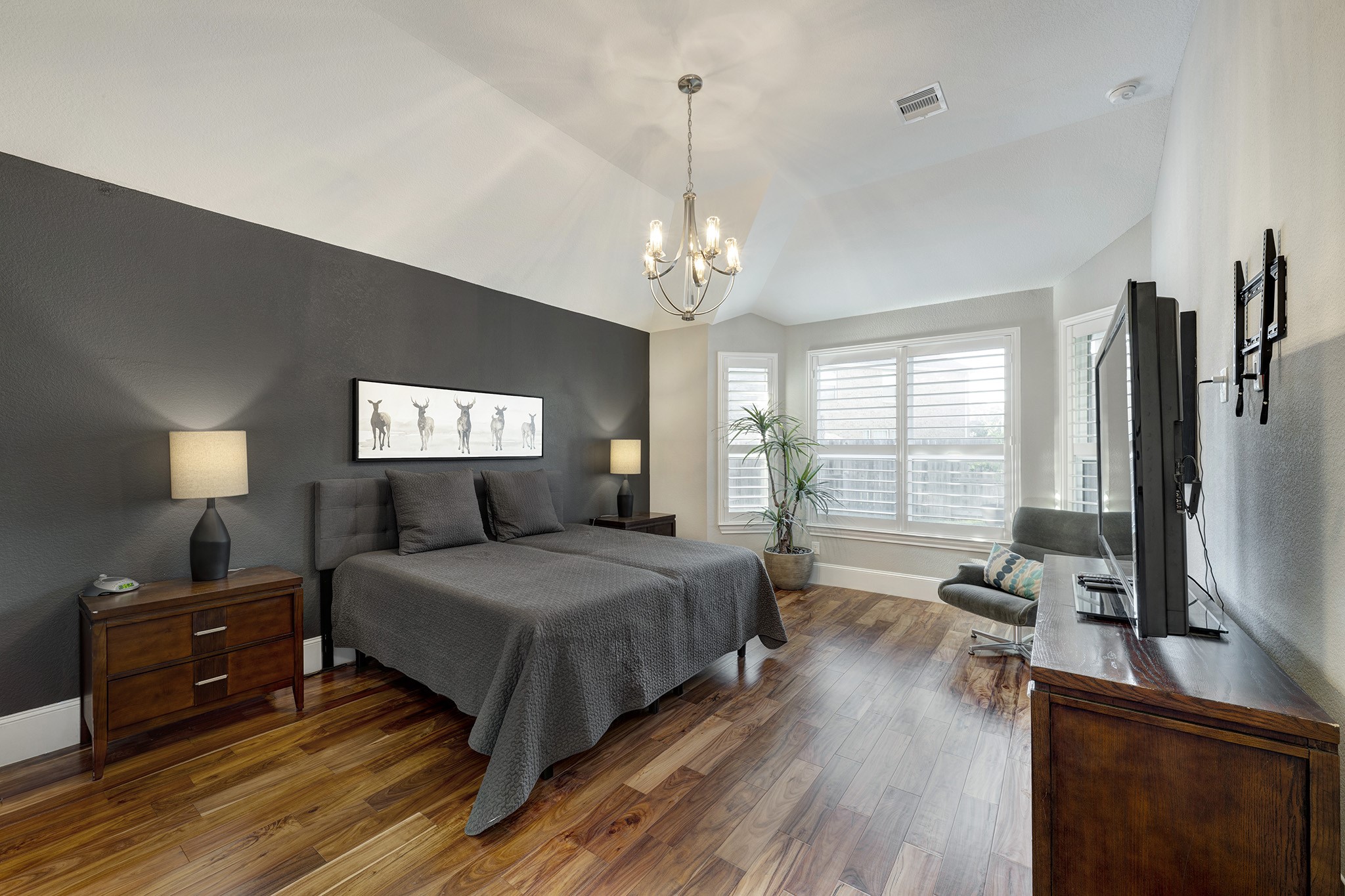 5002 Harvest Knoll Drive Spring, TX 77389 - Photo 19 of 48 Primary Bedroom on the First Floor.