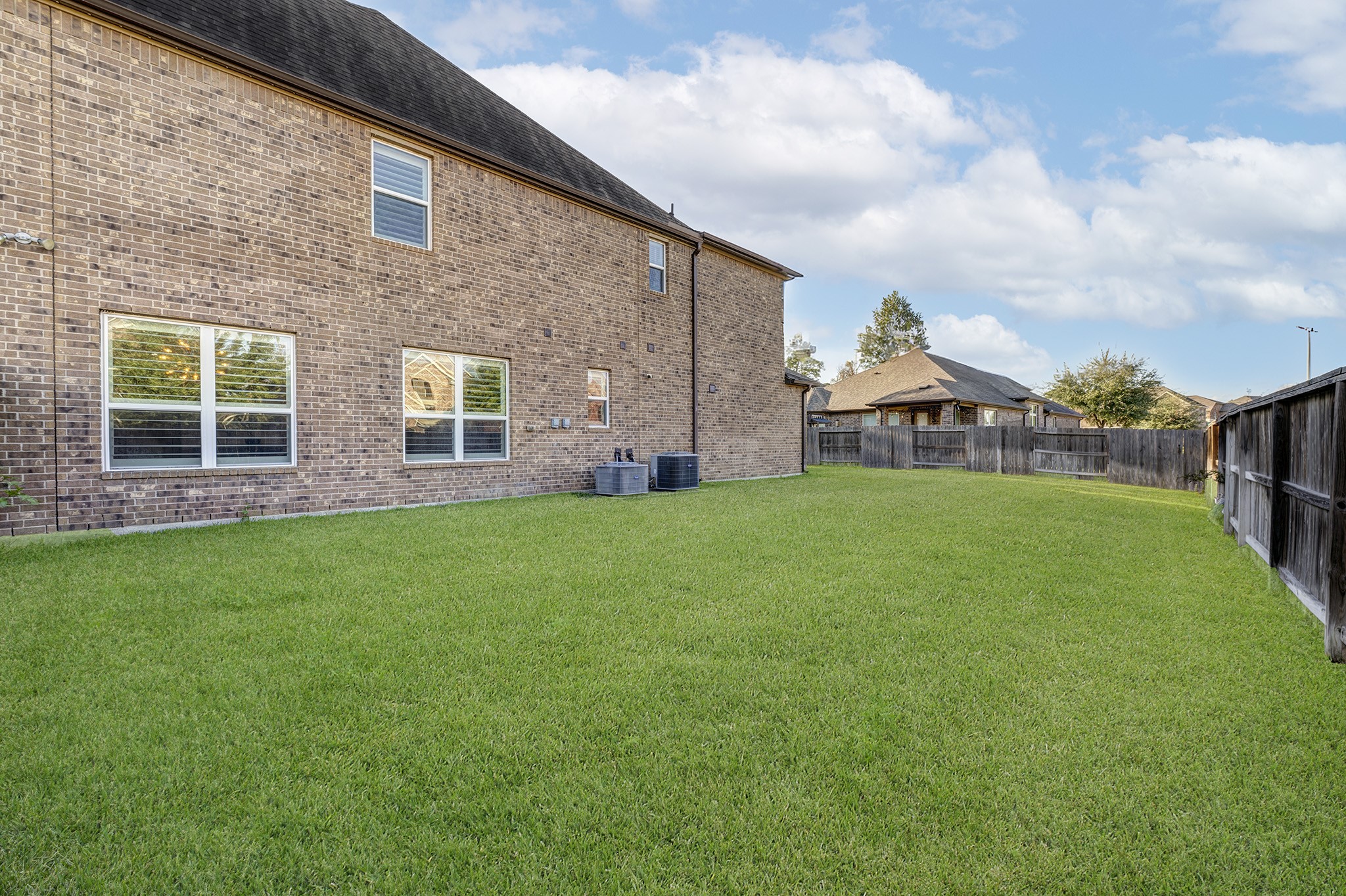 5002 Harvest Knoll Drive Spring, TX 77389 - Photo 40 of 48 Enclosed Side Yard