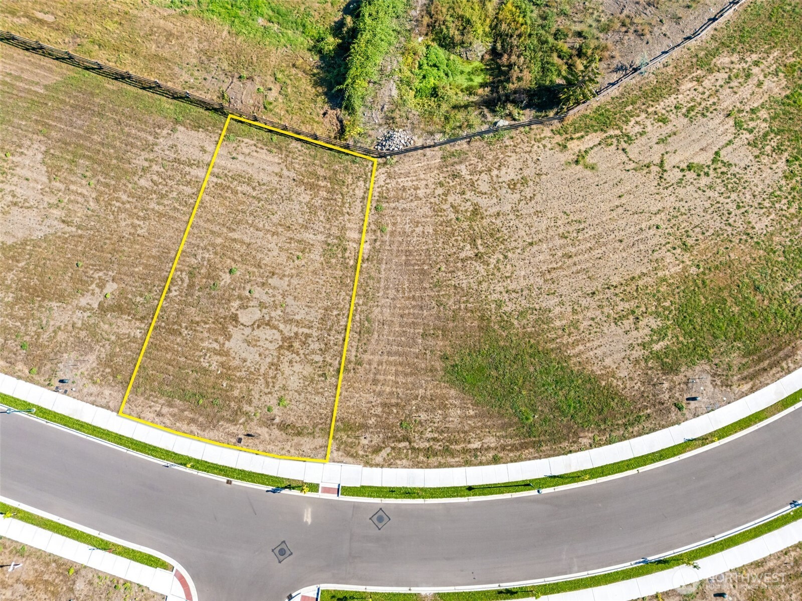 100 Dover Lane Sequim, WA 98382 - Photo 2 of 18 a view of a bathtub in a bathroom