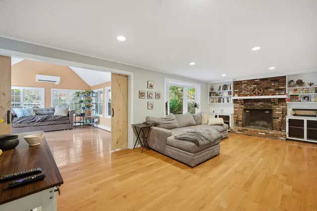 $524,999 | 72 Tanglewood Drive, East Longmeadow, MA 01028