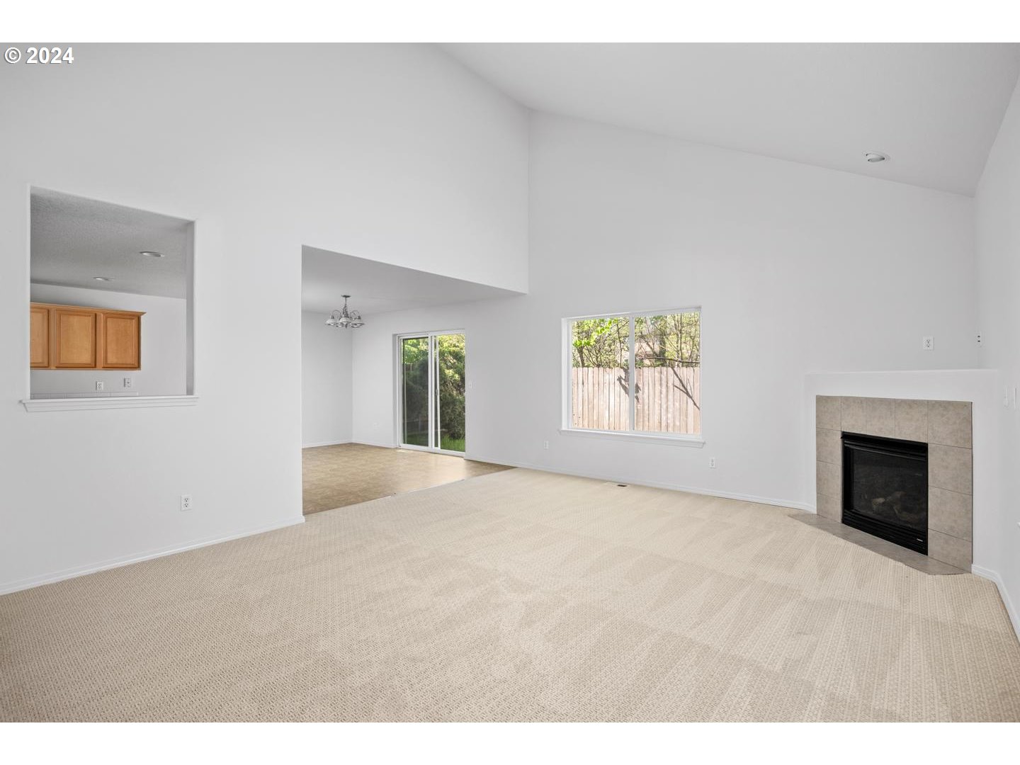 1200 Northeast 168th Street Ridgefield, WA 98642 - Photo 3 of 36 Living Room/Dining Room