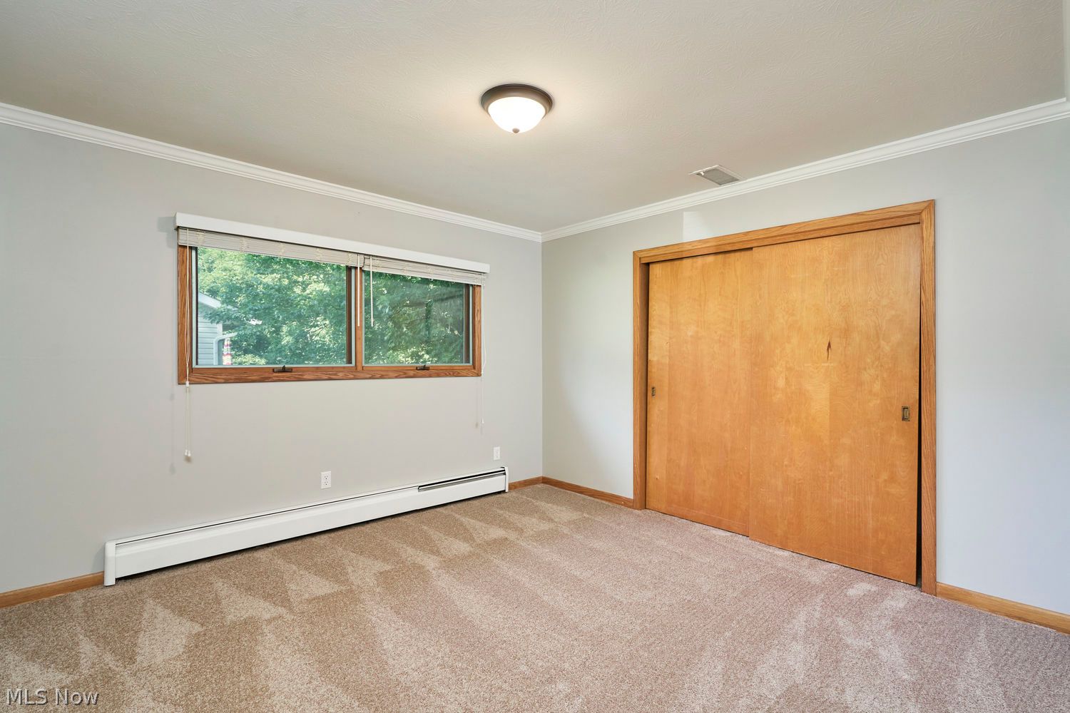 1097 Oak Tree Road Akron, OH 44320 - Photo 10 of 24