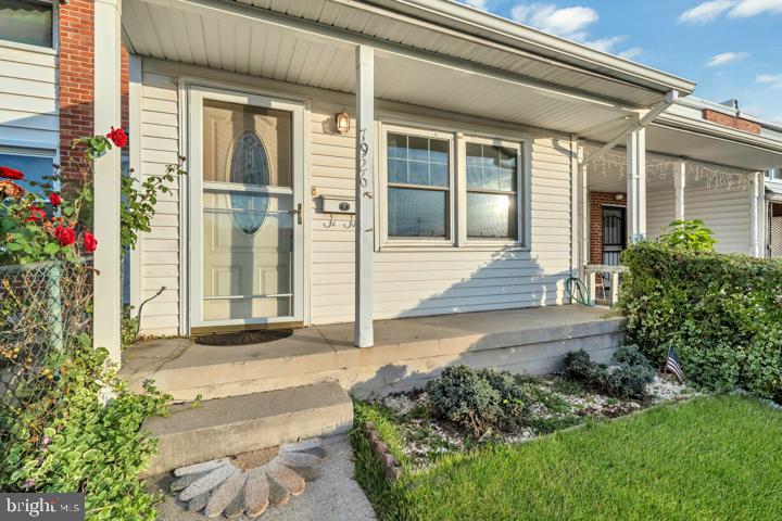 7926 Wynbrook Road Baltimore, MD 21224 - Photo 4 of 23