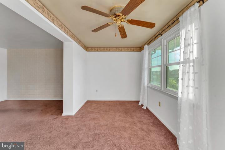 7926 Wynbrook Road Baltimore, MD 21224 - Photo 5 of 23