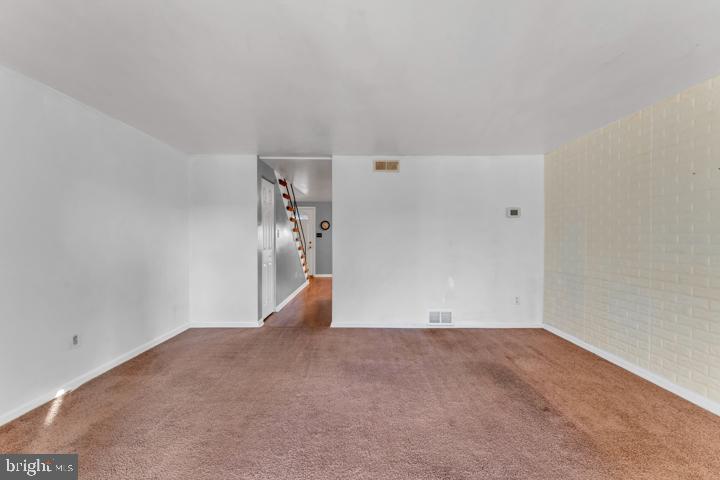 7926 Wynbrook Road Baltimore, MD 21224 - Photo 8 of 23