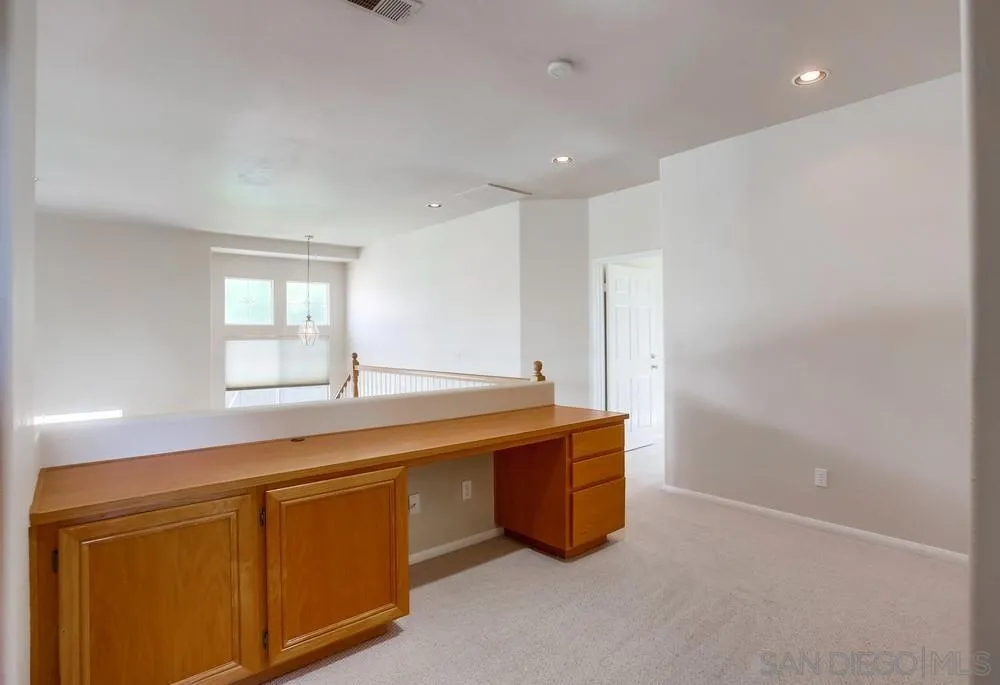 5163 Riverview Court Fallbrook, CA 92028 - Photo 28 of 75 a room with sink and mirror