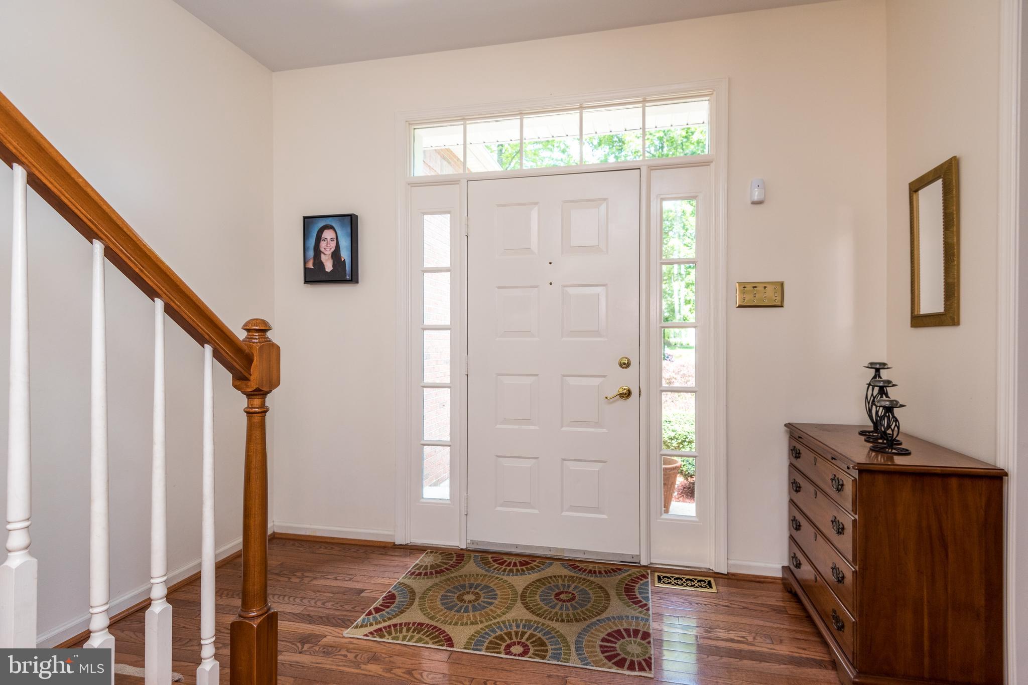 Spacious Front Entry