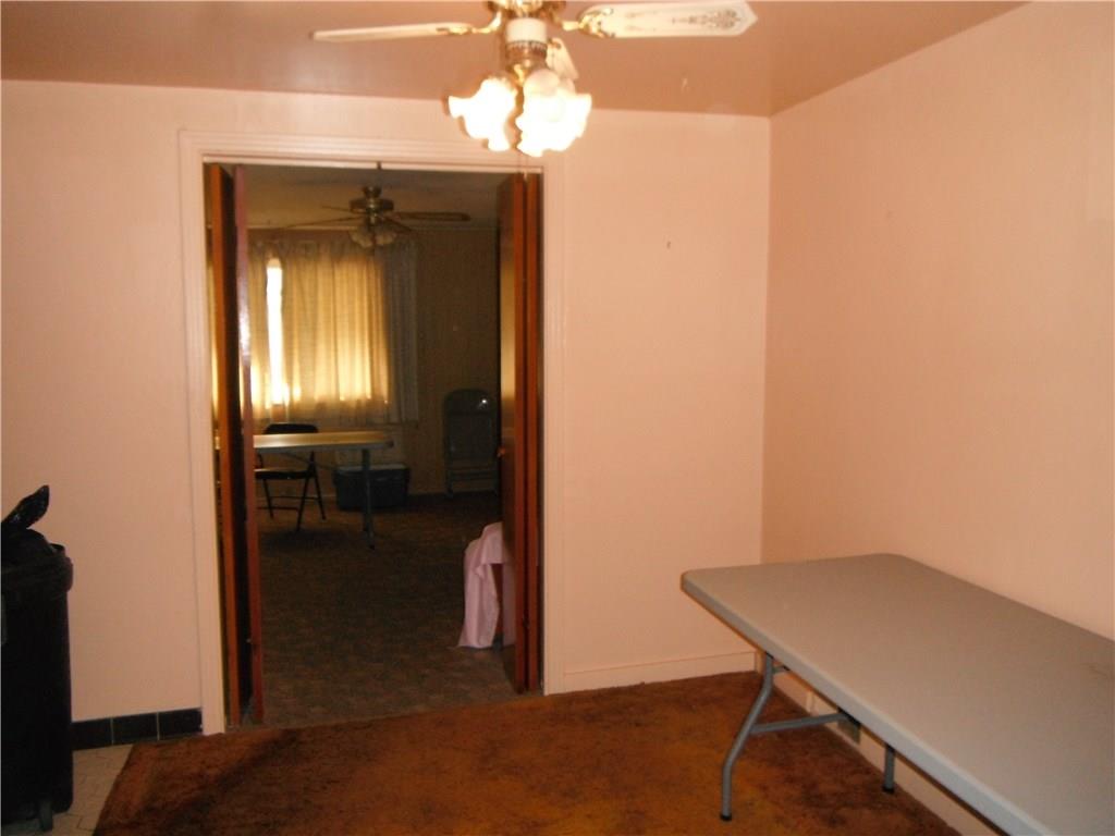 718 Springfield Street Pittsburgh, PA 15220 - Photo 5 of 14 DINING ROOM