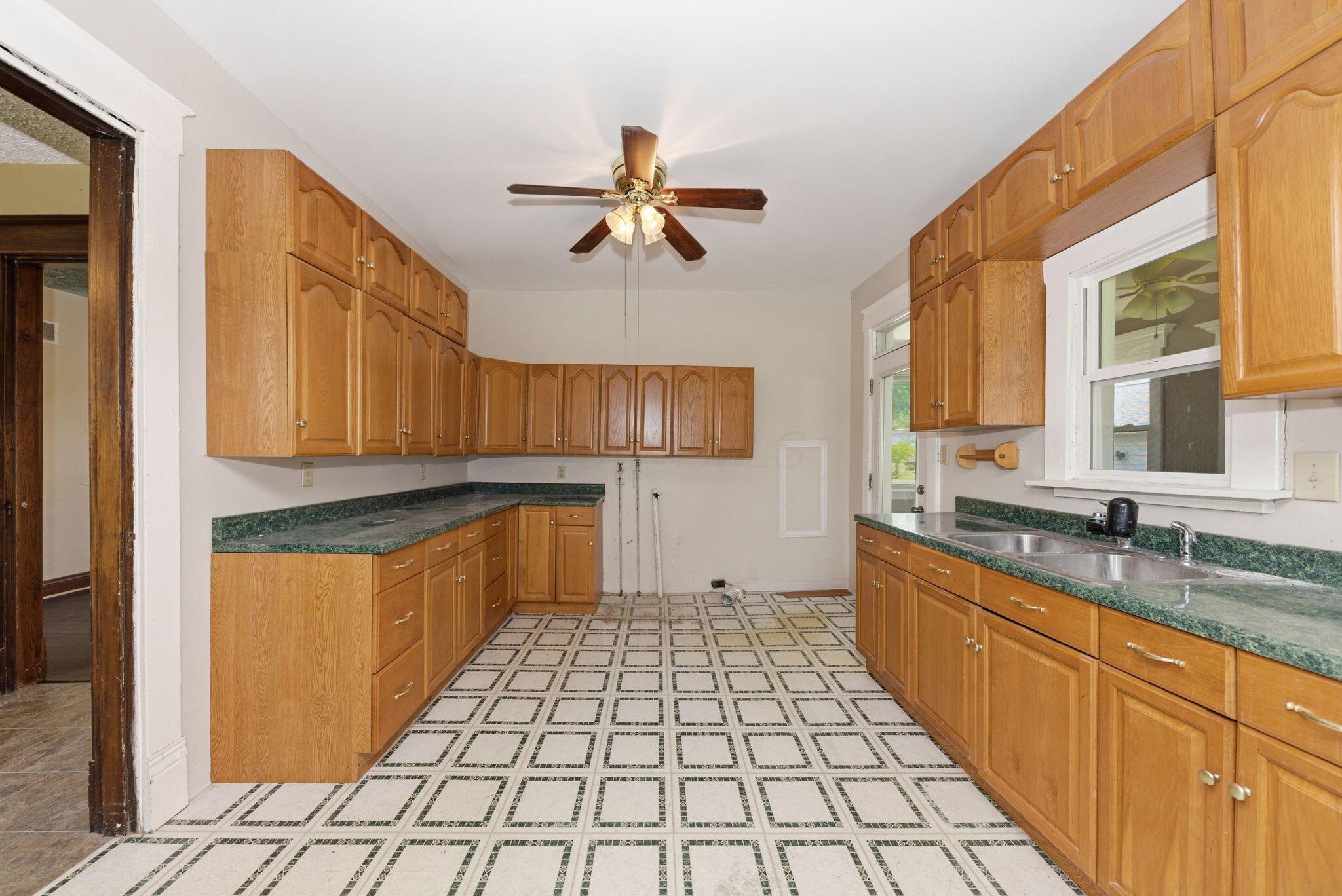 618 East State Street Georgetown, OH 45121 - Photo 12 of 27 26-web-or-mls-MIS_5123