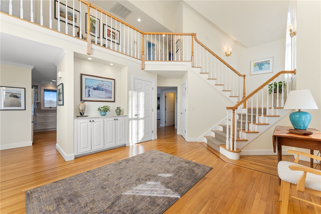 5 Riverside Drive Barrington, RI 02806 - Photo 11 of 43