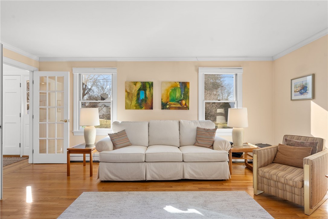 5 Riverside Drive Barrington, RI 02806 - Photo 23 of 43